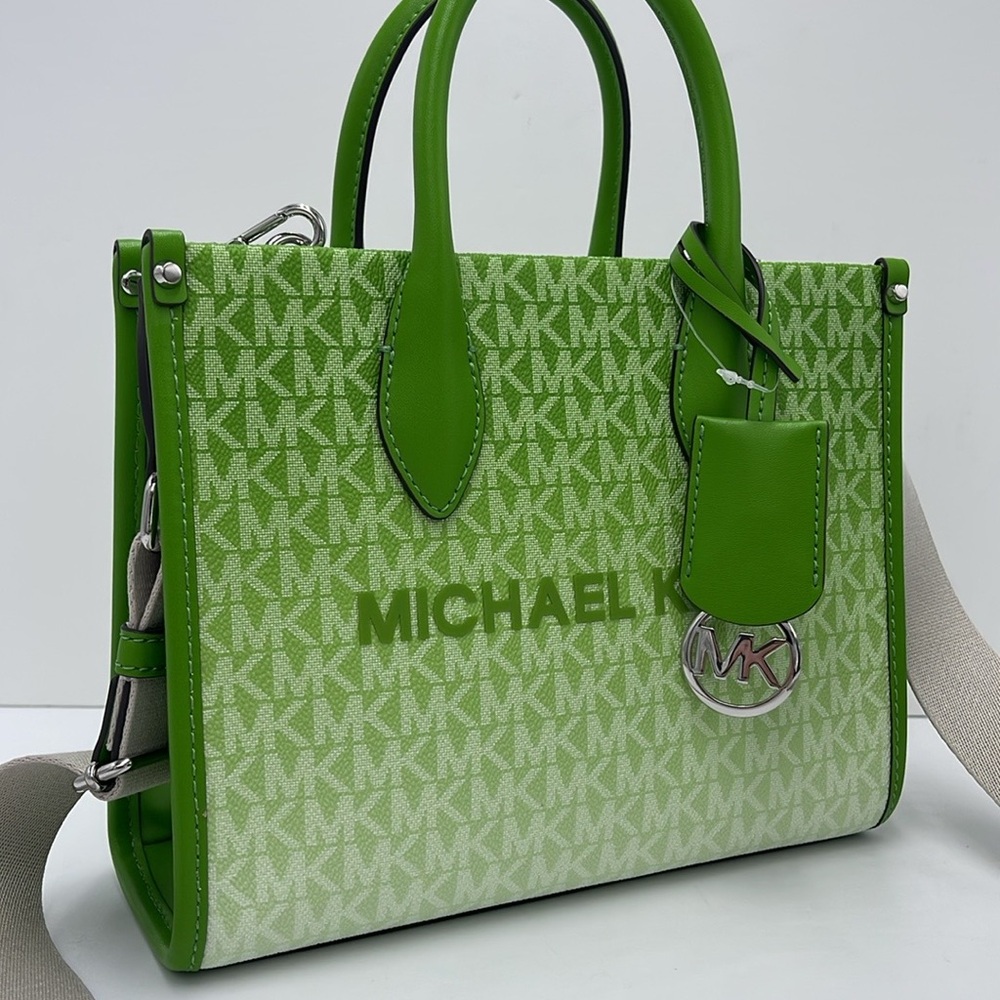 Michael Kors Mirella Small Ombré Signature Logo Crossbody Bag
COLOR JUNGLE
NWT - Picture 13 of 16